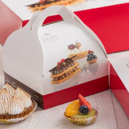 Boîte pâtisserie à poignée... Boîte pâtisserie à poignée...