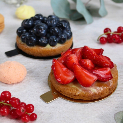 supports-pâtisserie-noir-doré